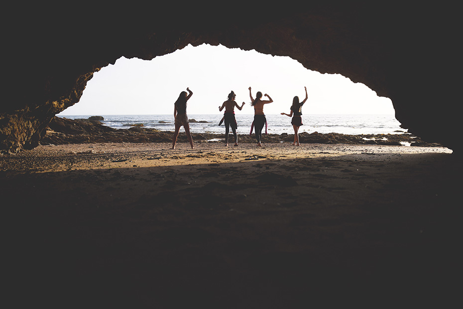 beach caves 03